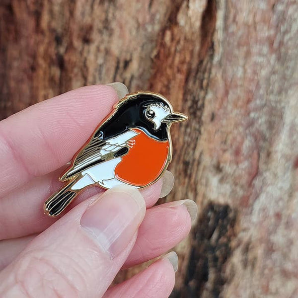 Patch Press Pin - Scarlet Robin Black