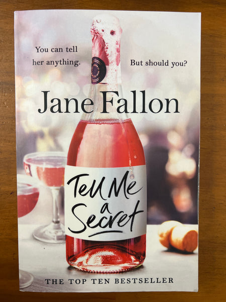 Fallon, Jane - Tell Me a Secret (Trade Paperback)