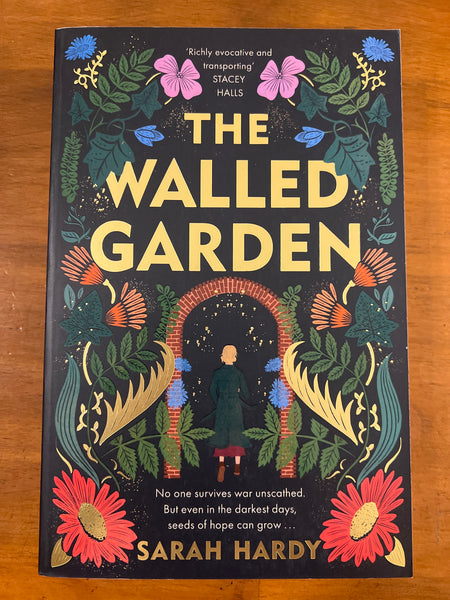 Hardy, Sarah - Walled Garden (Trade Paperback)