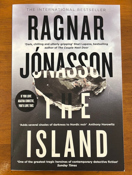 Jonasson, Ragnar - Island (Trade Paperback)