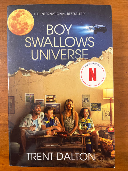 Dalton, Trent - Boy Swallows Universe (TV tie-in Paperback)