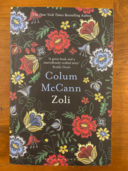McCann, Colum - Zoli (Paperback)