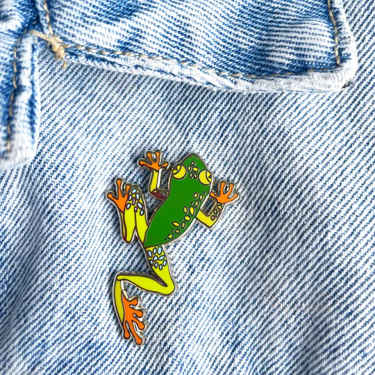 Braw Enamel Pin - Green Tree Frog – Mockingbird Lounge