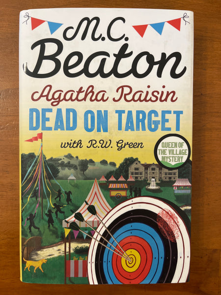 Beaton, MC - Agatha Raisin Dead on Target (Hardcover)