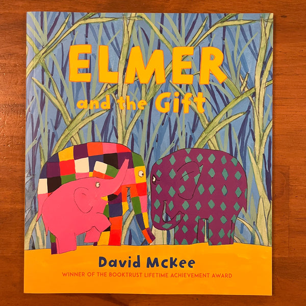 McKee, David - Elmer and the Gift (Paperback)