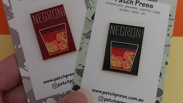 Patch Press Pin - Cocktail Negroni (dark green)