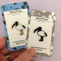 Patch Press Pin - Aus Bin Chicken (gold metal)
