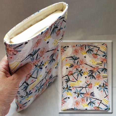 Stitch Shelf Book Sleeve - Crested Cockatoo