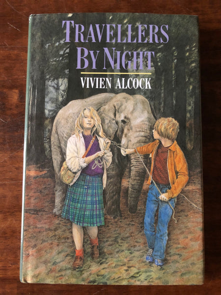 Alcock, Vivien - Travellers by Night (Hardcover)