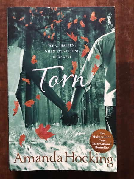 Hocking, Amanda - Torn (Paperback)