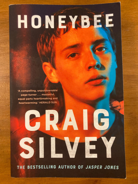 Silvey, Craig - Honeybee (Paperback)