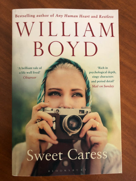 Boyd, William - Sweet Caress (Paperback)