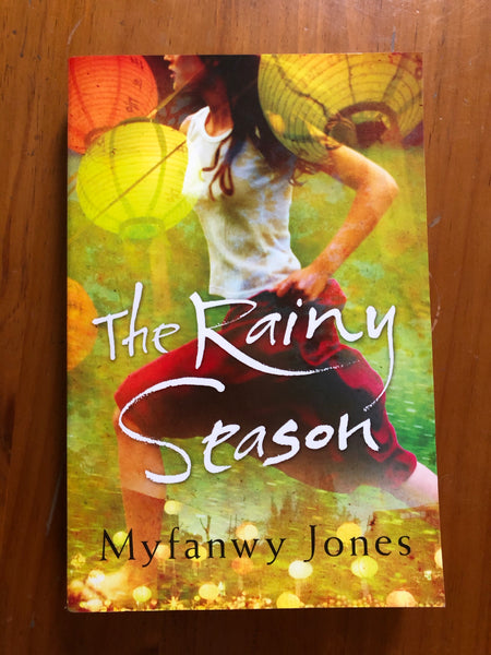 Jones, Myfanwy - Rainy Season (Trade Paperback)