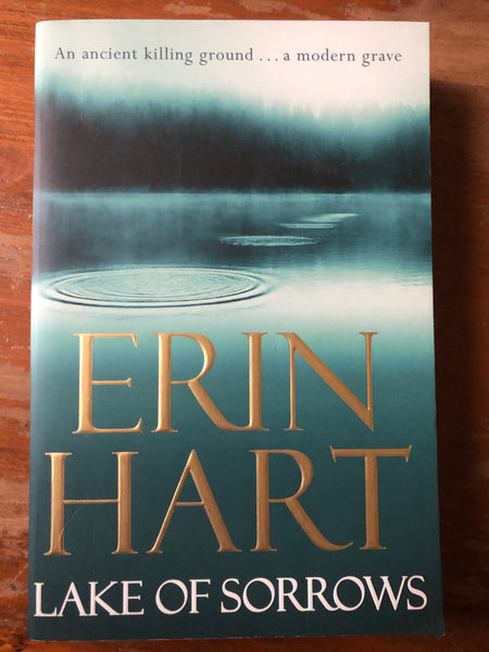 Hart, Erin - Lake of Sorrows (Trade Paperback)
