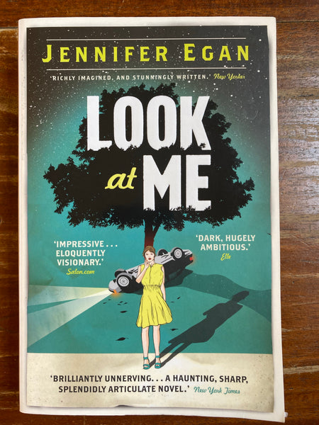 Egan, Jennifer - Look at Me (Paperback)