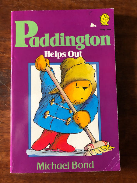 Bond, Michael - Paddington Helps Out (Paperback)