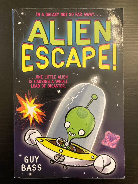 Bass, Guy - Alien Escape (Paperback)