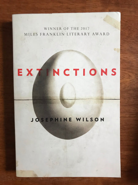 Wilson, Josephine - Extinctions (Trade Paperback)