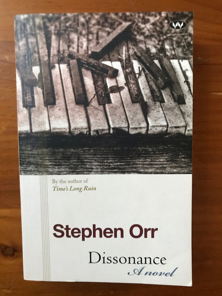 Orr, Stephen - Dissonance (Paperback)