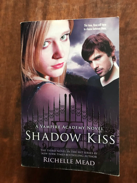 Mead, Richelle - Shadow Kiss (Paperback)