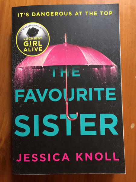 Knoll, Jessica - Favourite Sister (Trade Paperback)
