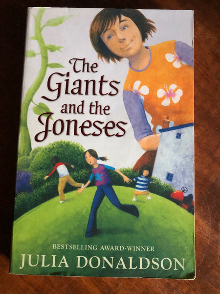 Donaldson, Julia - Giants and the Joneses (Paperback)