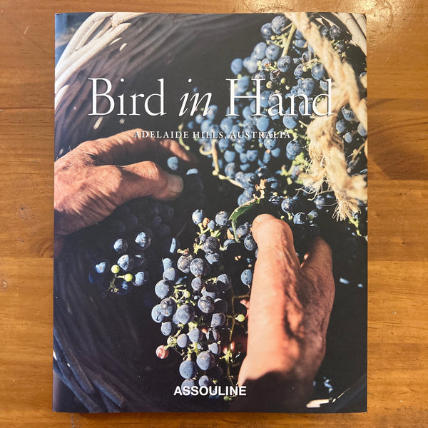 Assouline - Bird in Hand (Hardcover)