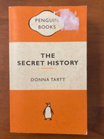 Tartt, Donna - Secret History (Orange Penguin Paperback)