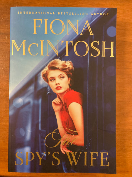 McIntosh, Fiona - Spy's Wife (Trade Paperback)
